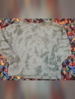 Old Navy Green Tie Dye Pull Over